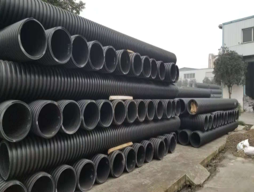 内肋增强聚乙烯螺旋波纹管：随着城市建设的进行，城市地下排水系统要求越来越高，对排水管的要求也越来越高，尤其是排水管属于下沉地埋式铺设方式。因此排水